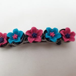 Bloemen haar klem
