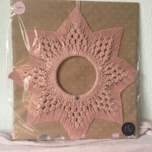 Oudroze macramé ster