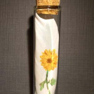 Handgeschilderde bloem op veer