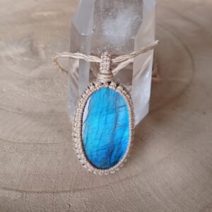 Carin's Macramé ketting Labradoriet
