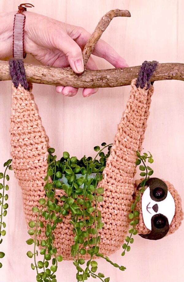 Digitaal Haakpatroon Luiaard Plantenhanger ca. 30 x 28 cm - Afbeelding 5