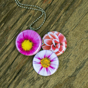 Medaillon : Radiant pink